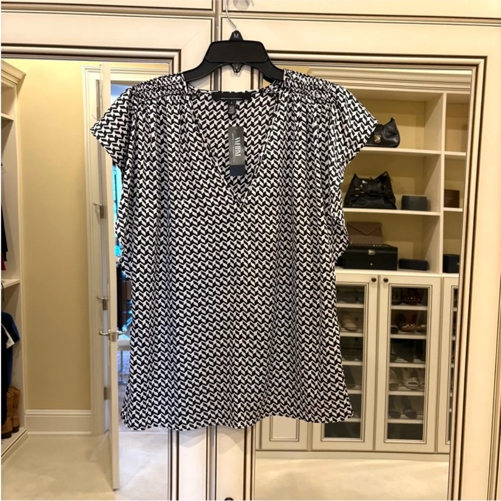 White House Black Market Patterned Top Size Small - Picture 1 of 3
